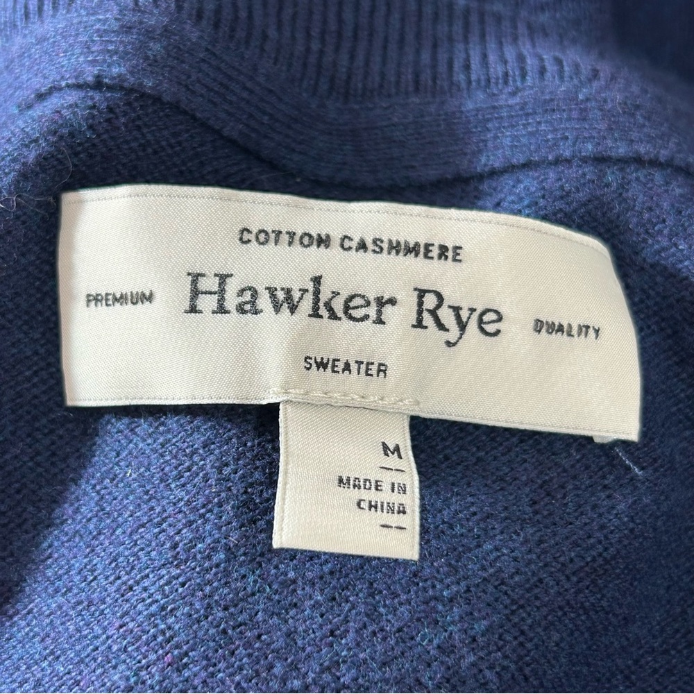 Hawker Rye Men's Deep Blue V-Neck Cotton Cashmere Sweater. Navy. Size Medium - Picture 3 of 7